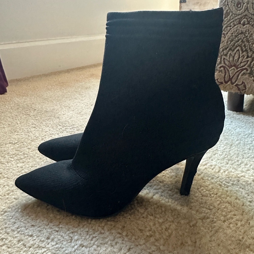 MIA Michelle Black Pointed Toe Sock Ankle Boots‎ Stiletto Heel QI00235MM 9M